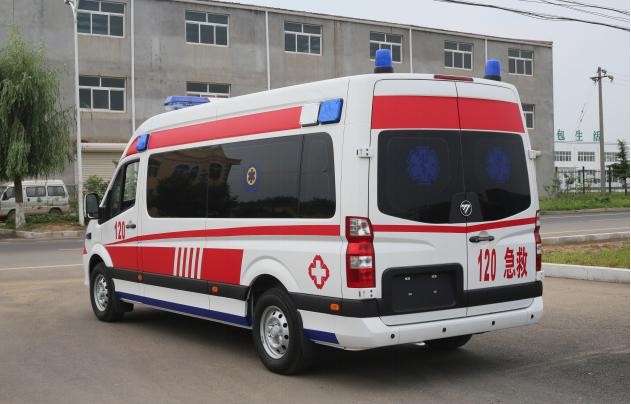 桦南县出院转院救护车